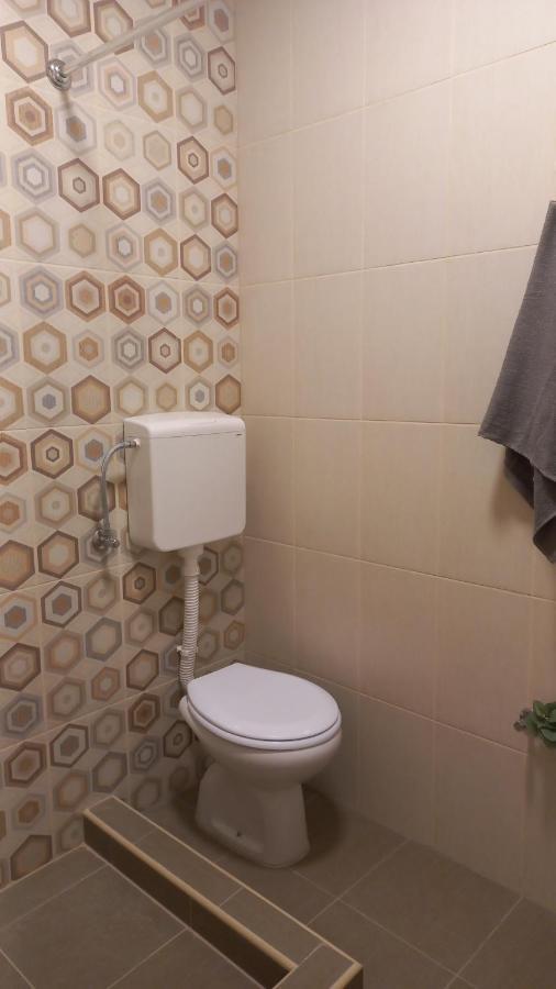 Kod Velikih Tuja Appartement Melenci Buitenkant foto